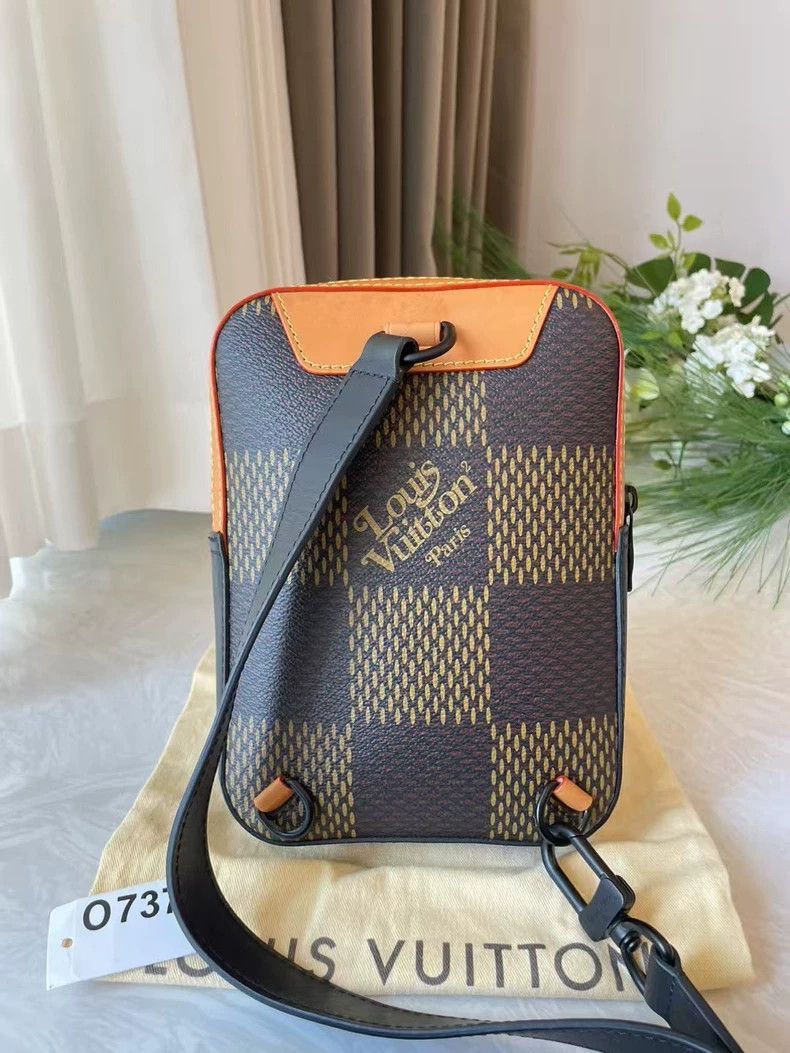 Louis Vuitton LVXnigo Camera Bag with Dust Bag Size ONE SIZE - 3 Thumbnail