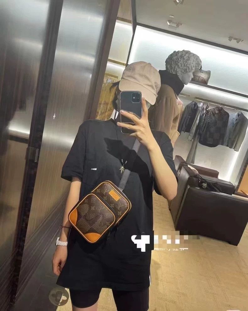 Louis Vuitton LVXnigo Camera Bag with Dust Bag Size ONE SIZE - 7 Thumbnail
