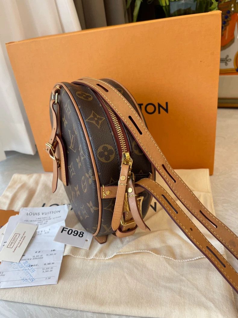 Louis Vuitton Louis Vuitton Round Bag with Full Packaging Size ONE SIZE - 2 Thumbnail