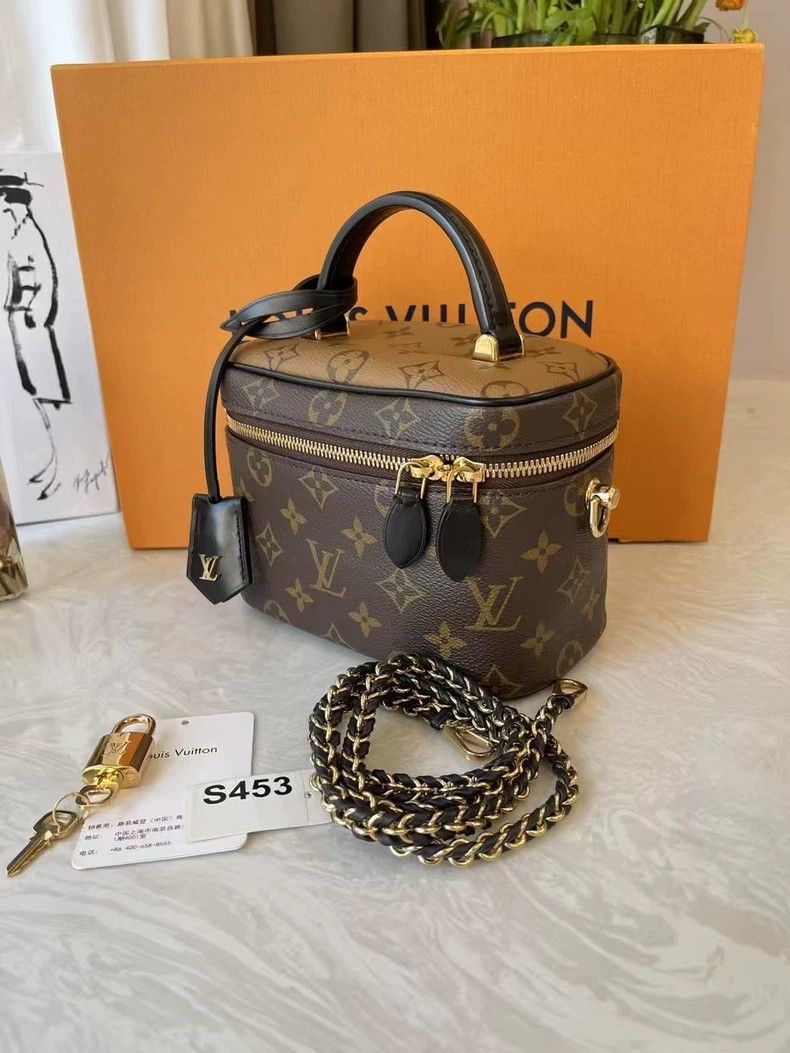 Louis Vuitton Louis Vuitton Vanity Makeup Bag with Accessories Size ONE SIZE - 2 Thumbnail
