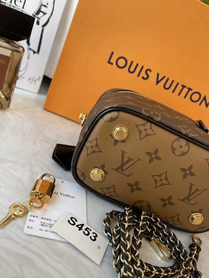 Louis Vuitton Louis Vuitton Vanity Makeup Bag with Accessories Size ONE SIZE - 7 Thumbnail