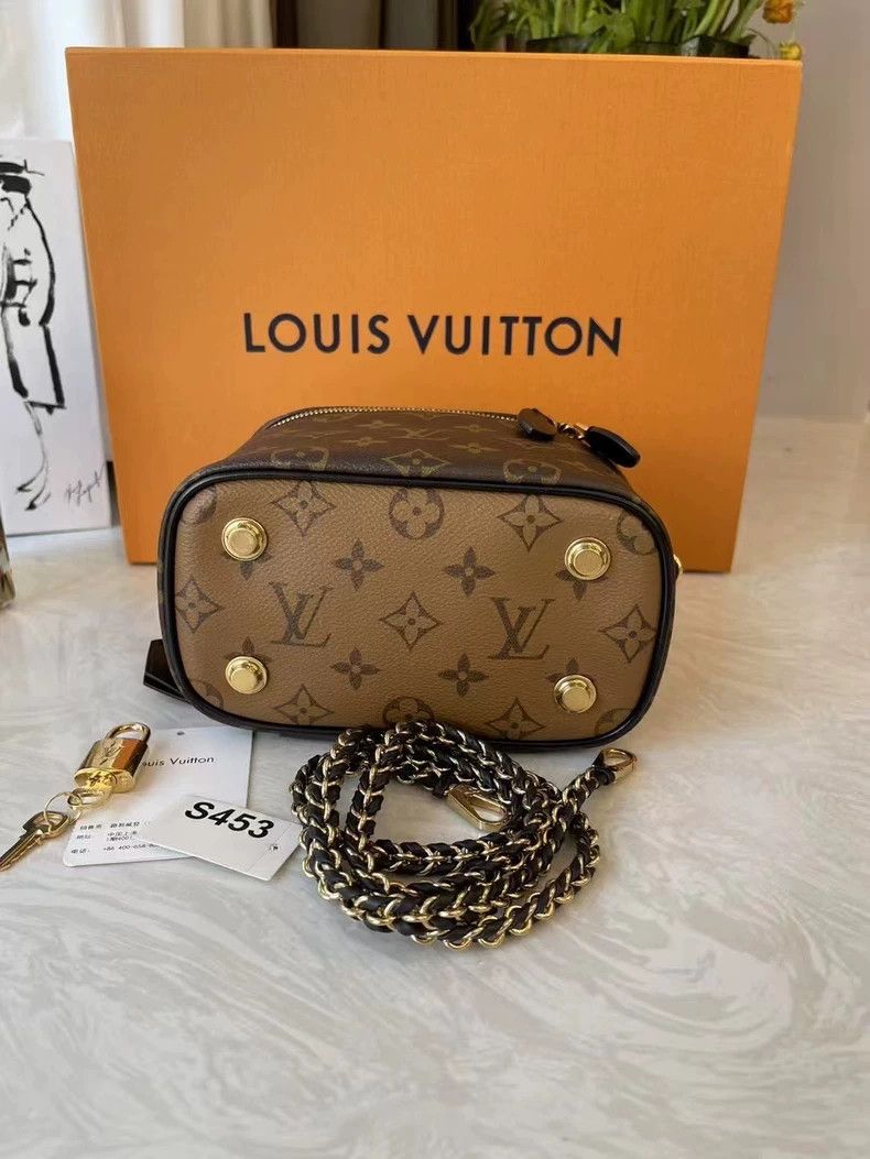 Louis Vuitton Louis Vuitton Vanity Makeup Bag with Accessories Size ONE SIZE - 6 Thumbnail