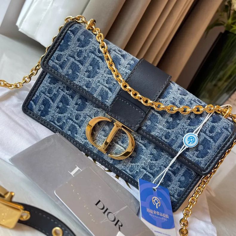 Dior Dior Montaigne 30 Adjustable Shoulder Bag Size ONE SIZE - 2 Thumbnail