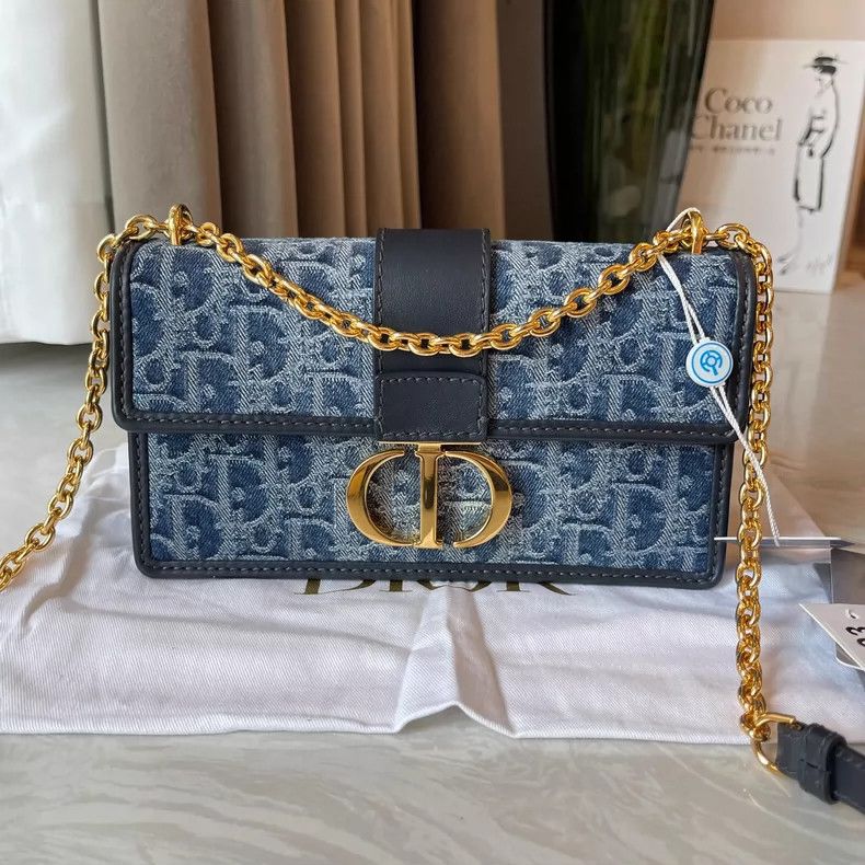 Dior Dior Montaigne 30 Adjustable Shoulder Bag Size ONE SIZE - 3 Thumbnail