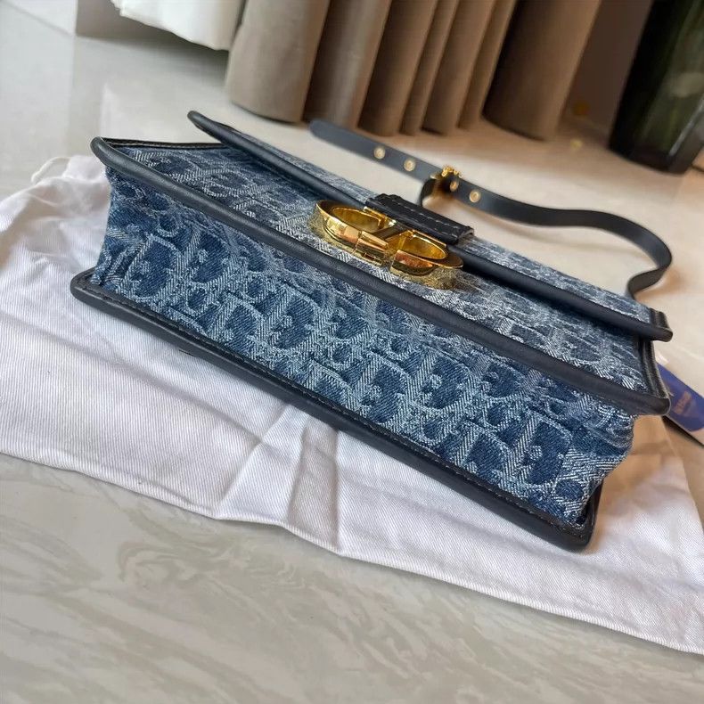 Dior Dior Montaigne 30 Adjustable Shoulder Bag Size ONE SIZE - 6 Thumbnail