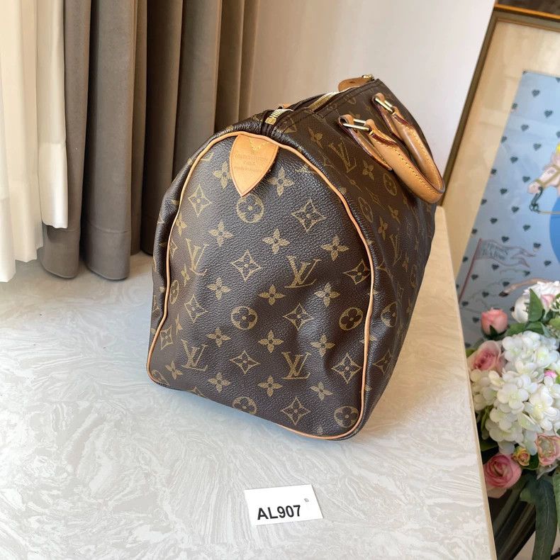 Louis Vuitton LV Speedy 35 Bag in Good Condition Size ONE SIZE - 5 Thumbnail