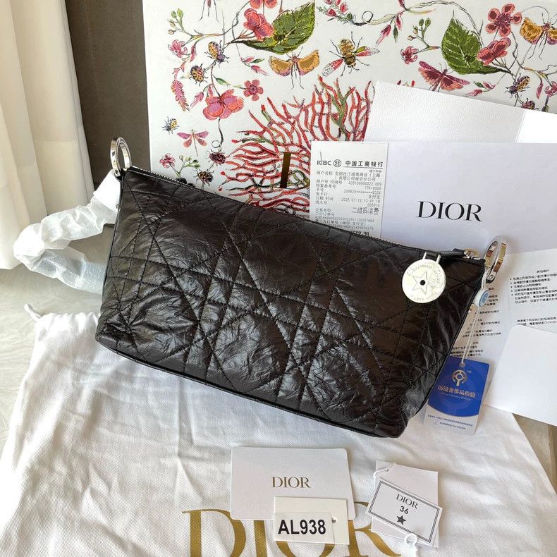 Dior Diorstar Hobo Black Ruched Leather Bag Size ONE SIZE - 3 Thumbnail