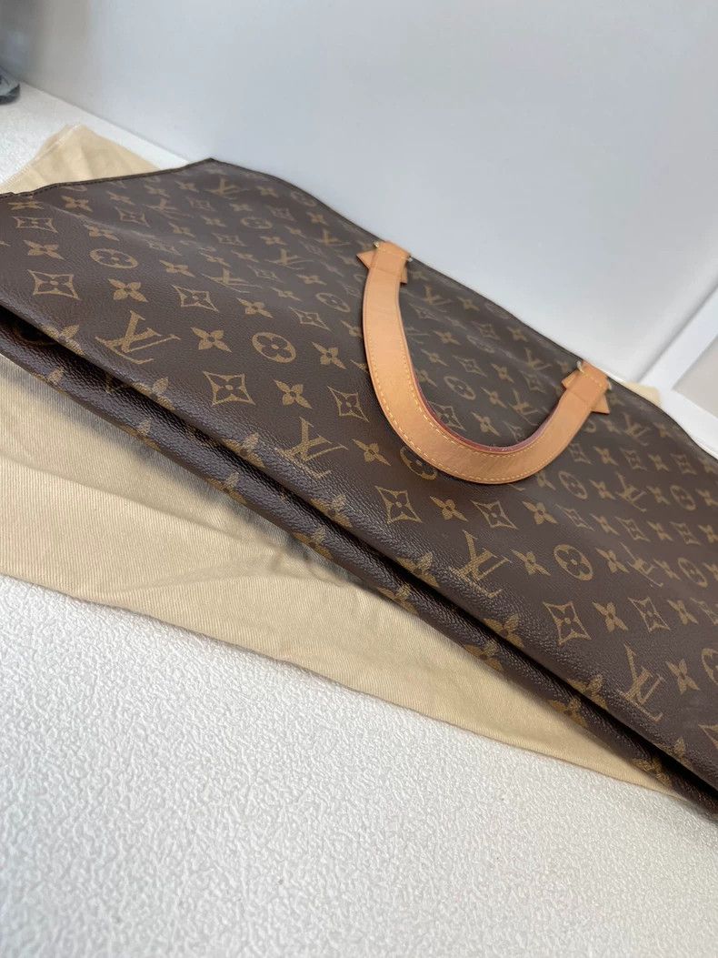 Louis Vuitton LV Monogram Tote Bag with Leather Handles Size ONE SIZE - 5 Thumbnail