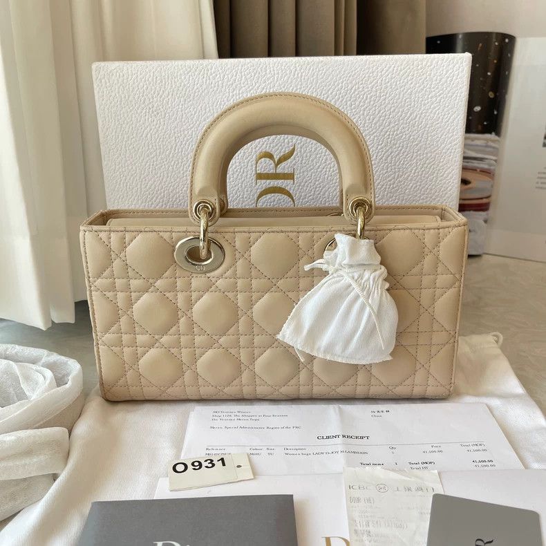 Dior Dior D-joy Handbag with Shoulder Straps Size ONE SIZE - 4 Thumbnail