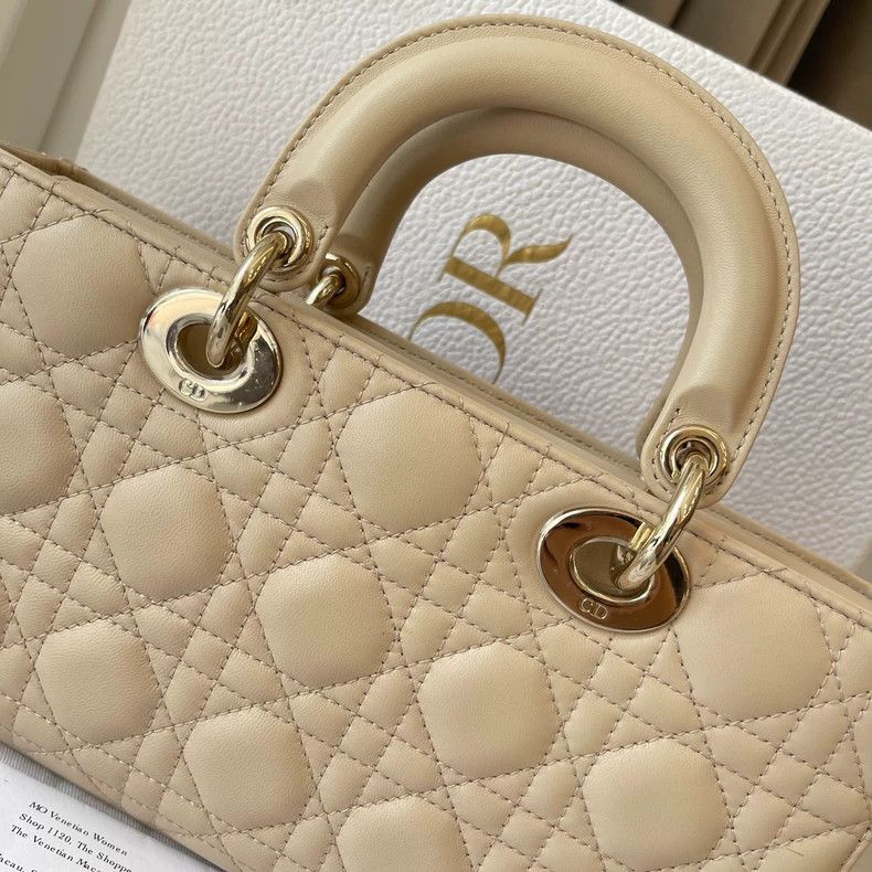 Dior Dior D-joy Handbag with Shoulder Straps Size ONE SIZE - 7 Thumbnail