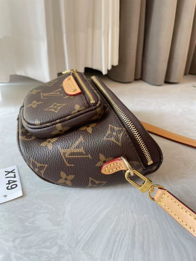 Louis Vuitton Mini Bumbag Handbag from Louis Vuitton Size ONE SIZE - 4 Thumbnail