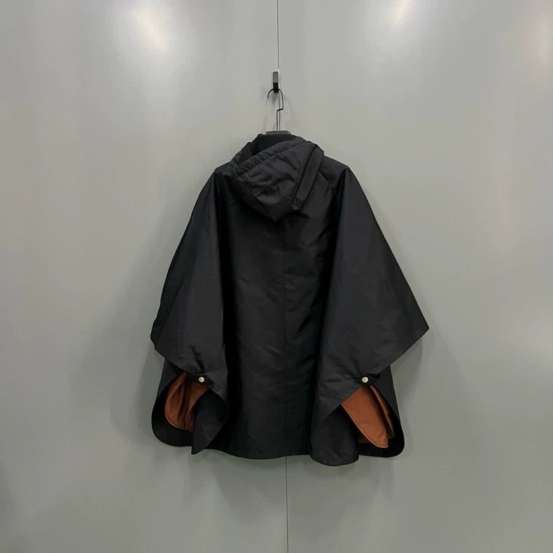 Burberry Burberry Two-in-One Hooded Cape XS Size US XS / EU 42 / 0 - 2 Thumbnail
