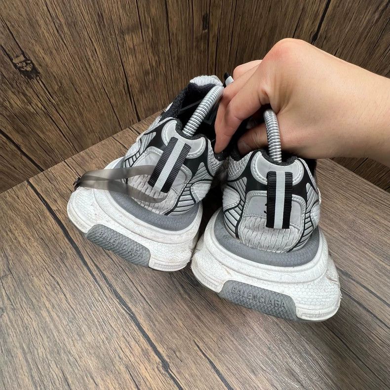 Balenciaga Balenciga Gray Dad Sneakers Size 39 Size US 7.5 / EU 40-41 - 2 Thumbnail