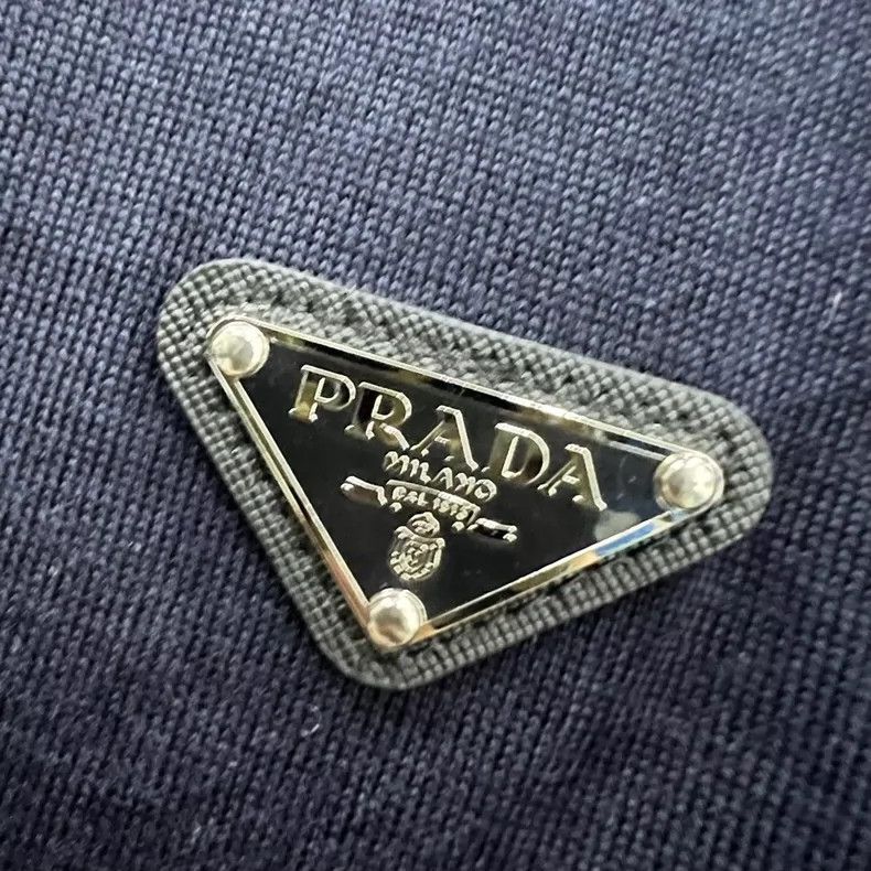 Prada PRADA Navy Cardigan with Triangle Logo Size US M / EU 48-50 / 2 - 5 Thumbnail