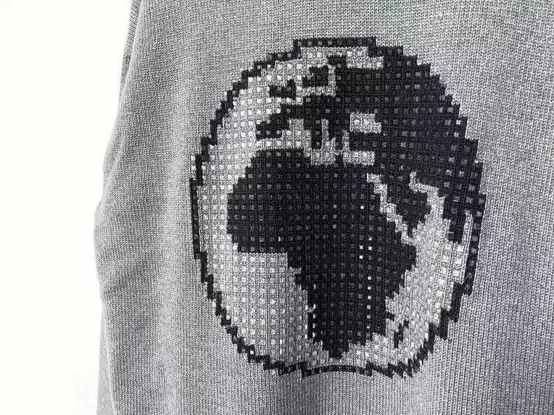 Louis Vuitton Louis Vuitton Earth Sweater with Rhinestones Size US L / EU 52-54 / 3 - 2 Thumbnail