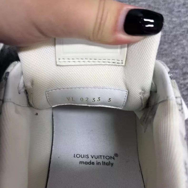 Louis Vuitton Louis Vuitton Low-top Fashion Sneakers Size US 5 / EU 37 - 4 Thumbnail