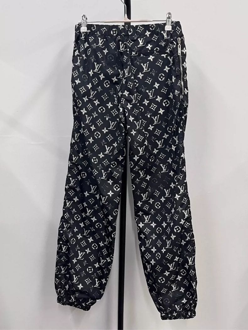 Louis Vuitton LOUIS VUITTON Hollow Printed Jogging Pants Size US 34 / EU 50 - 2 Thumbnail