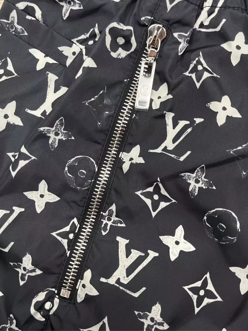 Louis Vuitton LOUIS VUITTON Hollow Printed Jogging Pants Size US 34 / EU 50 - 4 Thumbnail