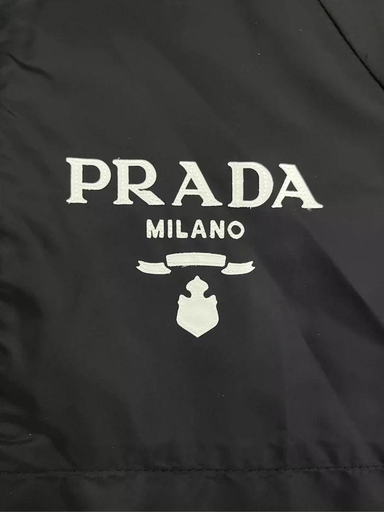 Prada PRADA Logo Printed Zip Hoodie Jacket Size US M / EU 48-50 / 2 - 4 Thumbnail