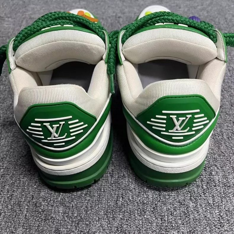 Louis Vuitton Louis Vuitton Green Low Top Sneaker Shoes Size US 8 / EU 41 - 3 Thumbnail