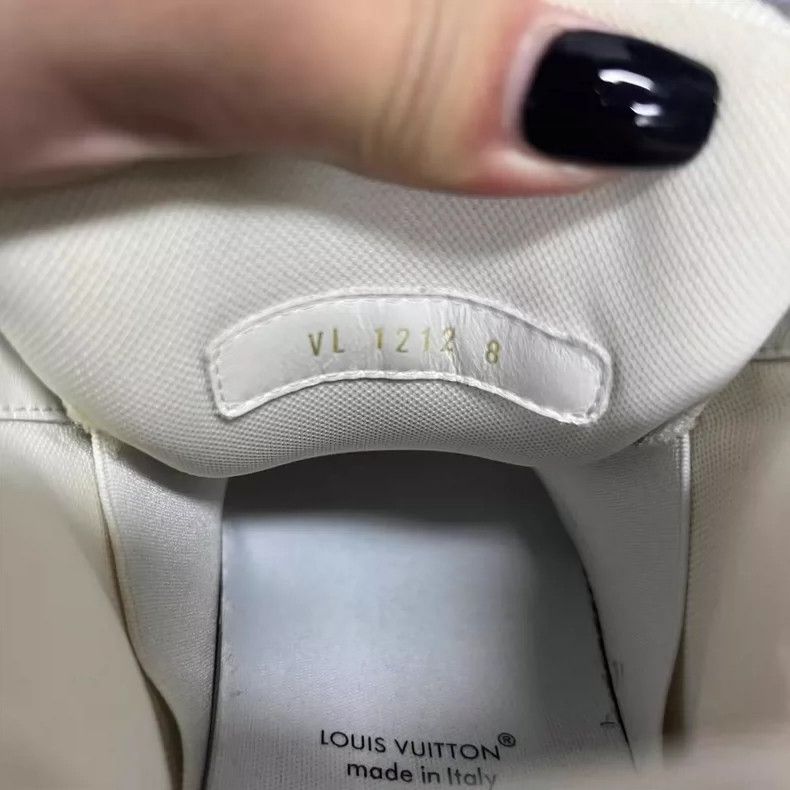 Louis Vuitton Louis Vuitton Green Low Top Sneaker Shoes Size US 8 / EU 41 - 4 Thumbnail