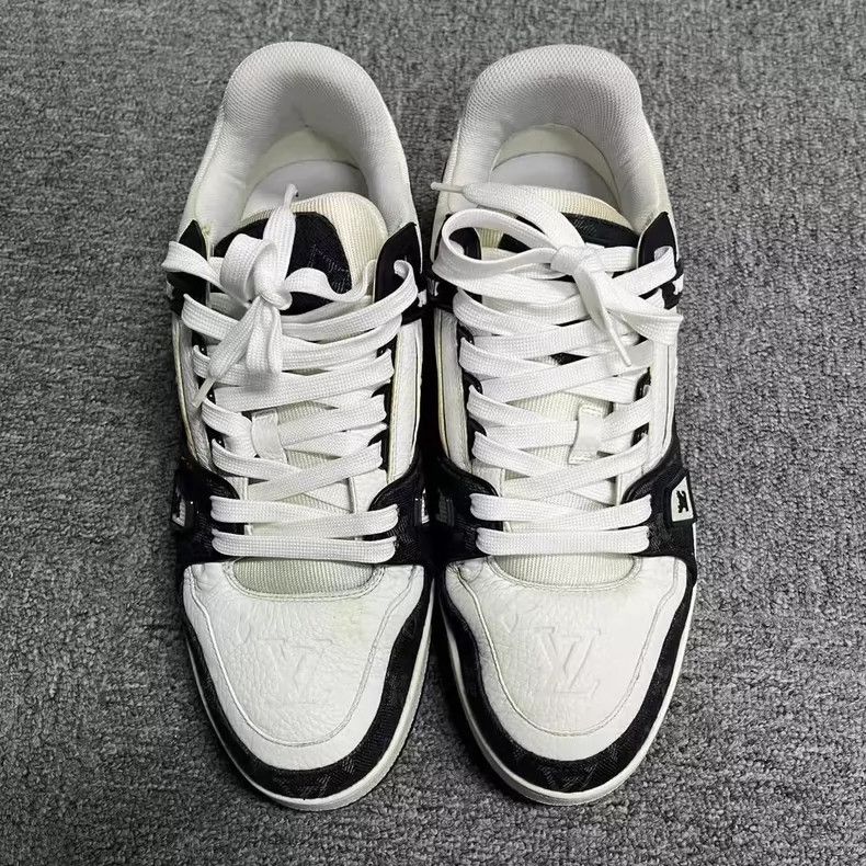Louis Vuitton Louis Vuitton White and Black Panda Sneakers Size US 8.5 / EU 41-42 - 2 Thumbnail