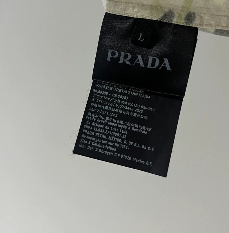 Prada Prada Camouflage Short Sleeve T-shirt for Men Size US L / EU 52-54 / 3 - 6 Thumbnail