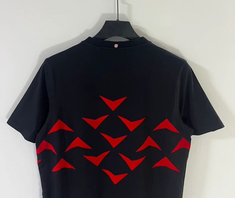 Givenchy Givenchy Men's Short Sleeve T-shirt Size US L / EU 52-54 / 3 - 4 Thumbnail