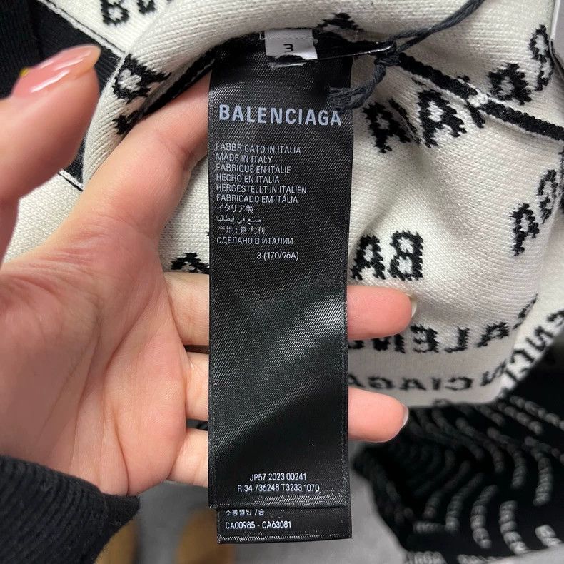 Balenciaga Balenciaga Black Logo Knit Sweater Cardigan Size US S / EU 44-46 / 1 - 7 Thumbnail