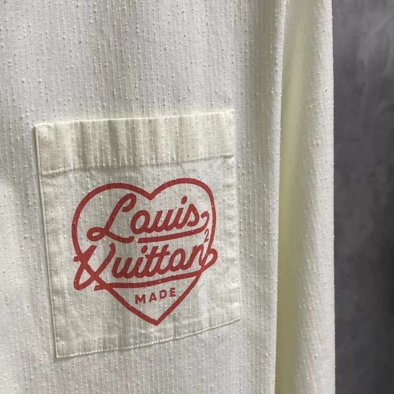 Louis Vuitton Louis Vuitton White Asymmetric Logo Shirt Size US L / EU 52-54 / 3 - 3 Thumbnail