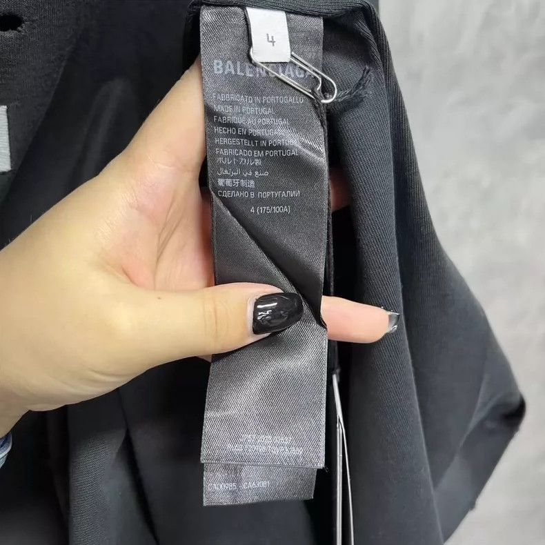 Balenciaga Balenciaga Black Letter Print Short Sleeve T-Shirt Size US M / EU 48-50 / 2 - 3 Thumbnail
