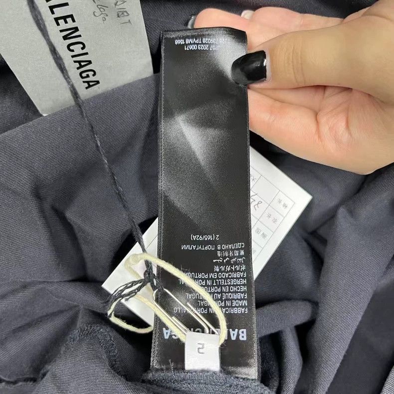 Balenciaga Balenciaga Black Graphic Short Sleeve T-shirt Size US S / EU 44-46 / 1 - 3 Thumbnail