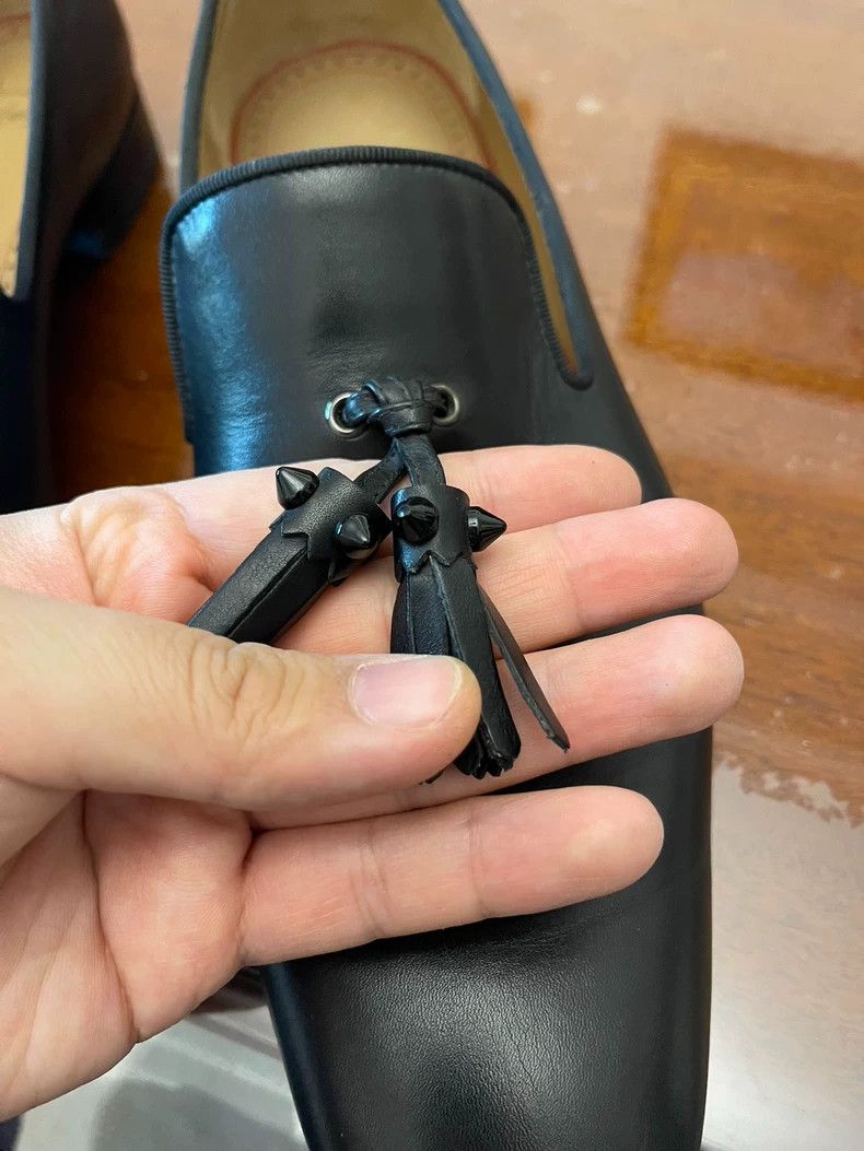 Christian Louboutin Christian Louboutin Men's Black Leather Shoes Size US 9 / EU 42 - 8 Thumbnail
