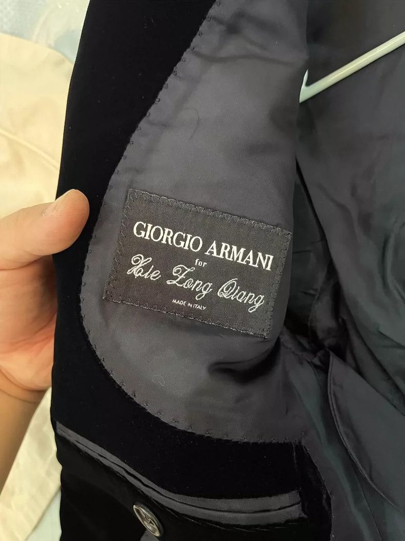 Emporio Armani Giorgio Armani Black Velvet Blazer Coat Size US M / EU 48-50 / 2 - 4 Thumbnail