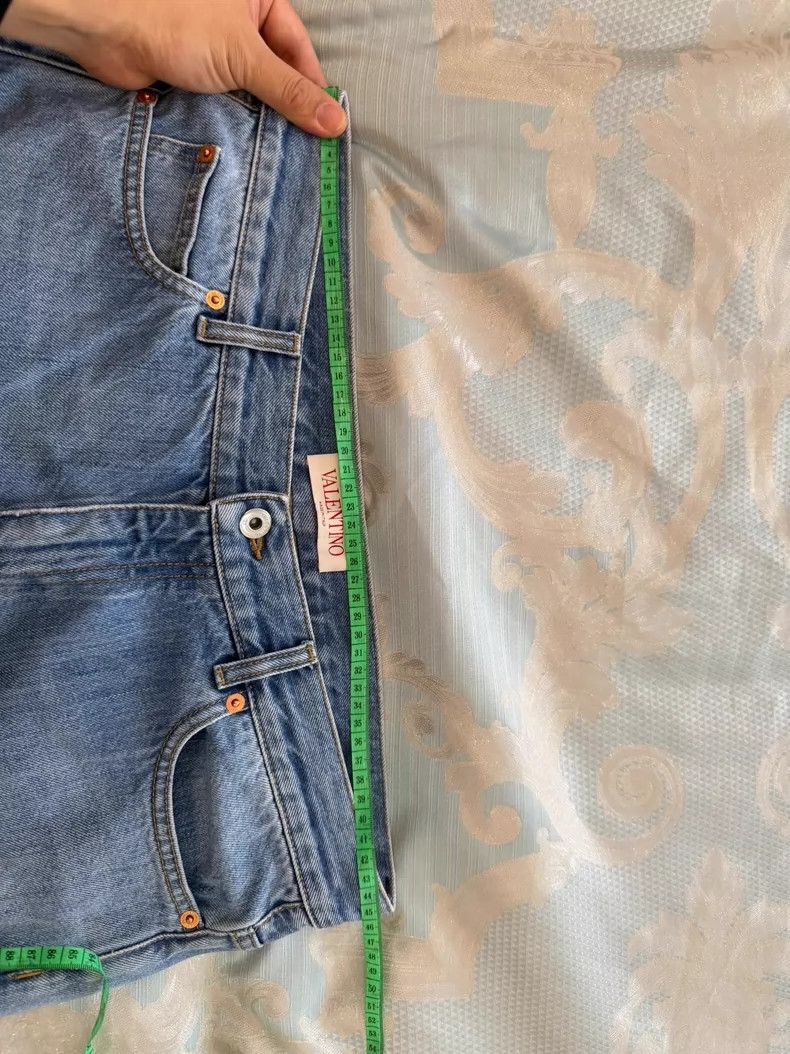 Valentino Valentino Classic Denim Jeans in Light Blue Size US 33 - 7 Thumbnail