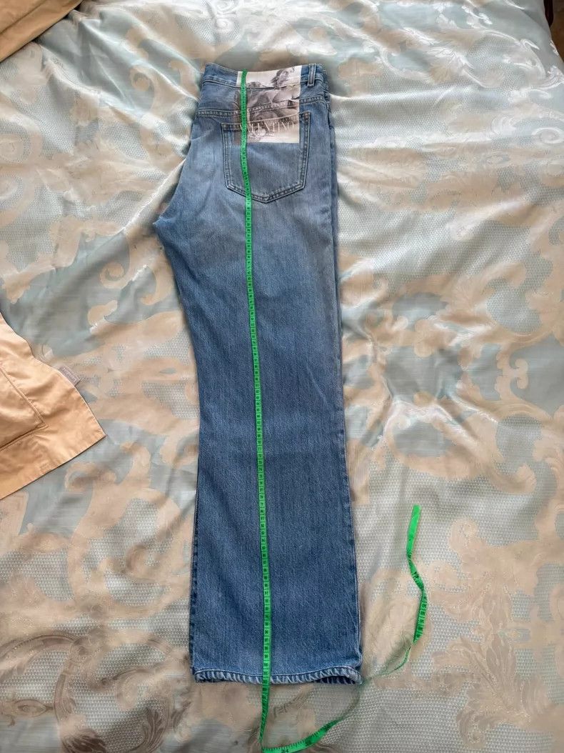 Valentino Valentino Classic Denim Jeans in Light Blue Size US 33 - 8 Thumbnail