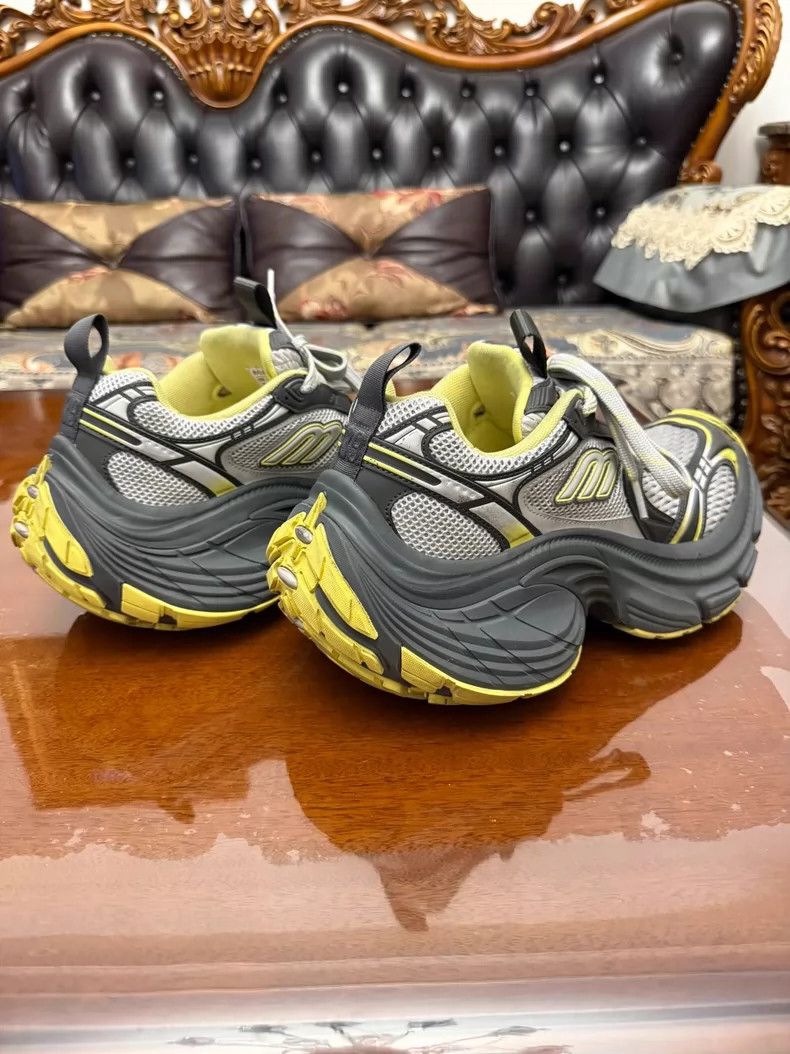 Balenciaga Balenciaga 10XL Sneakers Size 39 (Fits 41) Size US 10 / EU 43 - 4 Thumbnail