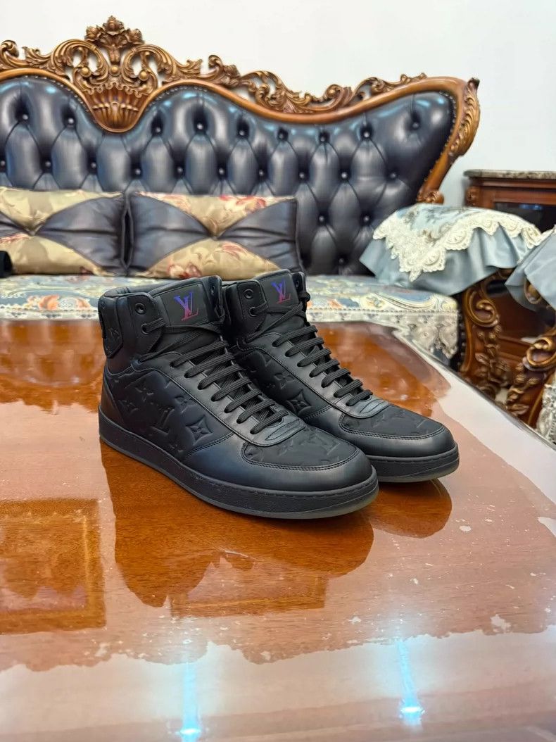 Louis Vuitton Louis Vuitton Men's Shoes Size 6.5 Size US 6.5 / EU 39-40 - 2 Thumbnail