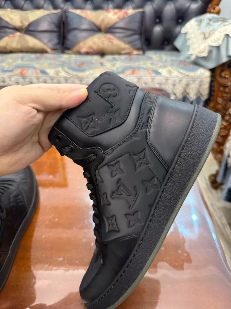 Louis Vuitton Louis Vuitton Men's Shoes Size 6.5 Size US 6.5 / EU 39-40 - 9 Thumbnail