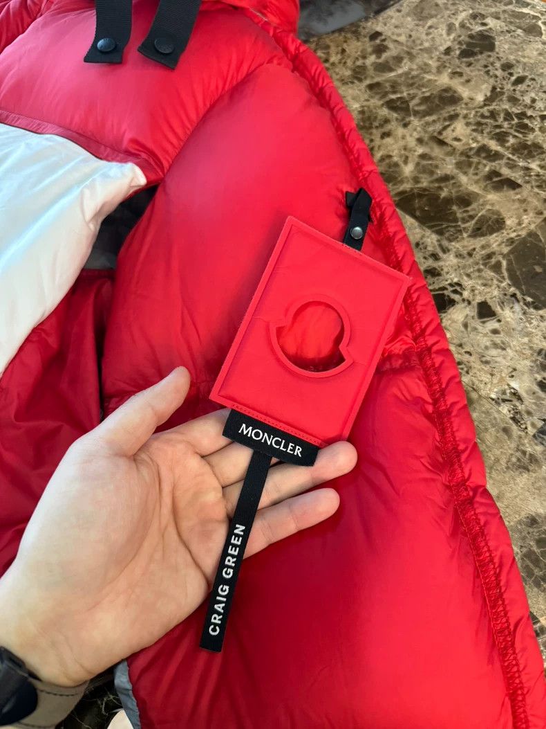 Moncler Moncler Red Down Jacket with White Panel Size US M / EU 48-50 / 2 - 3 Thumbnail
