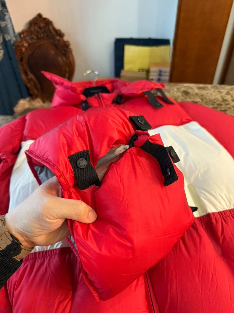 Moncler Moncler Red Down Jacket with White Panel Size US M / EU 48-50 / 2 - 4 Thumbnail