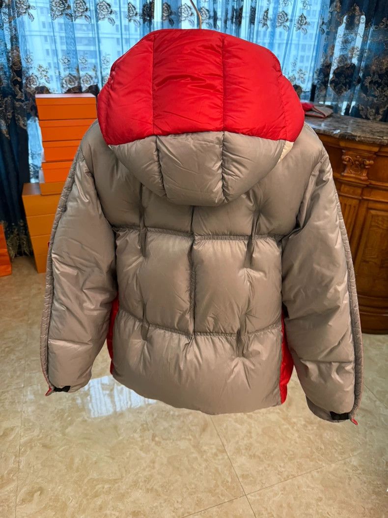 Moncler Moncler Red Down Jacket with White Panel Size US M / EU 48-50 / 2 - 2 Thumbnail