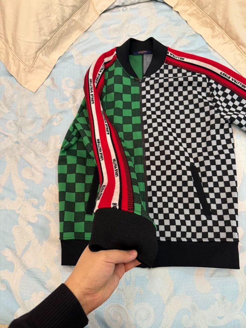 Louis Vuitton Louis Vuitton Checkered Zip-Up Jacket Size US XL / EU 56 / 4 - 2 Thumbnail