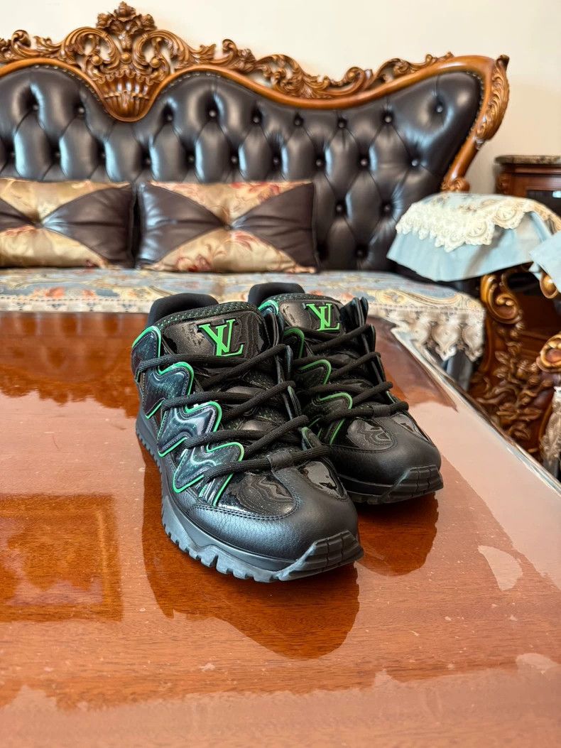 Louis Vuitton Louis Vuitton Black Green Design Sneakers Size US 8 / EU 41 - 3 Thumbnail