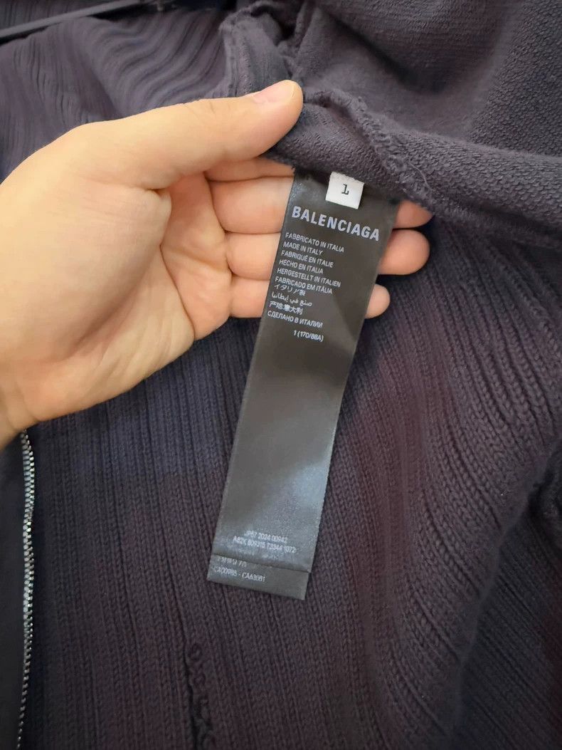 Balenciaga Balenciaga Hoodie with Unique Design Features Size US L / EU 52-54 / 3 - 9 Thumbnail