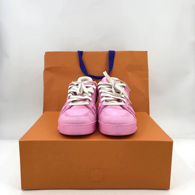Louis Vuitton Louis Vuitton Pink Logo Casual Sneakers Size US 8 / EU 41 - 9 Thumbnail
