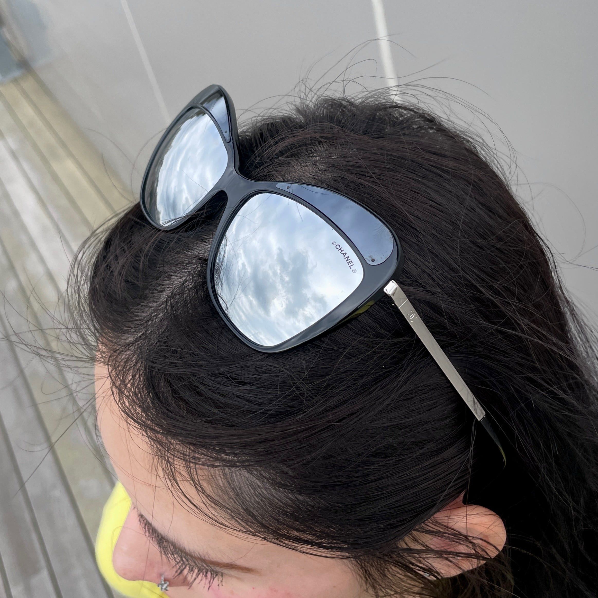 Chanel Chanel Cc Logos Mirror Sunglasses Black &Amp; Silver Size ONE SIZE - 3 Thumbnail