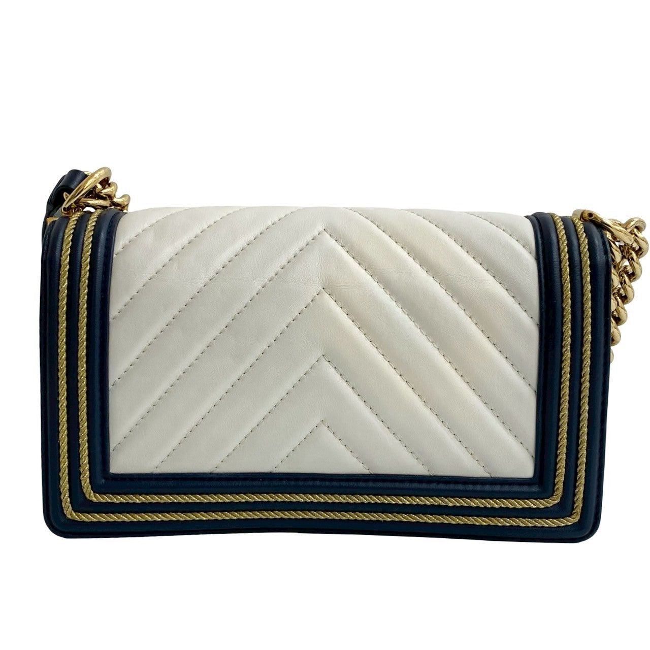 Chanel Chanel Shoulder Bag White Leather Size ONE SIZE - 3 Thumbnail