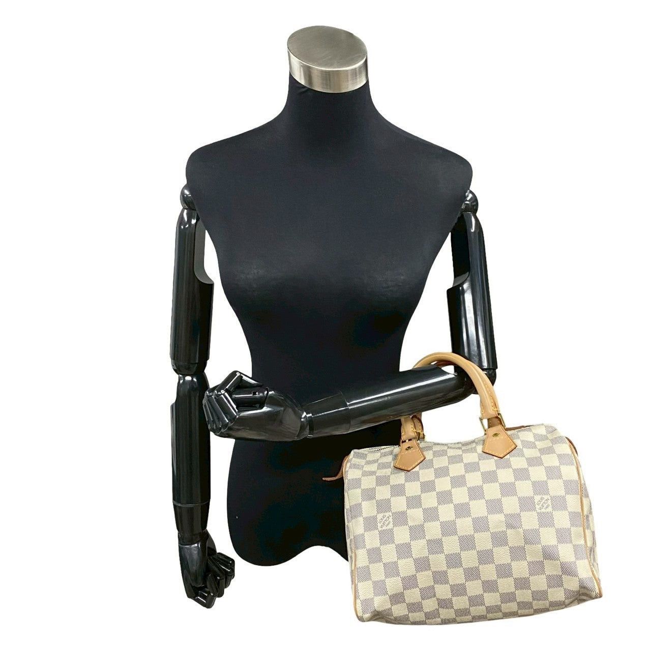 Louis Vuitton Louis Vuitton Handbag Neutrals Leather Size ONE SIZE - 2 Thumbnail