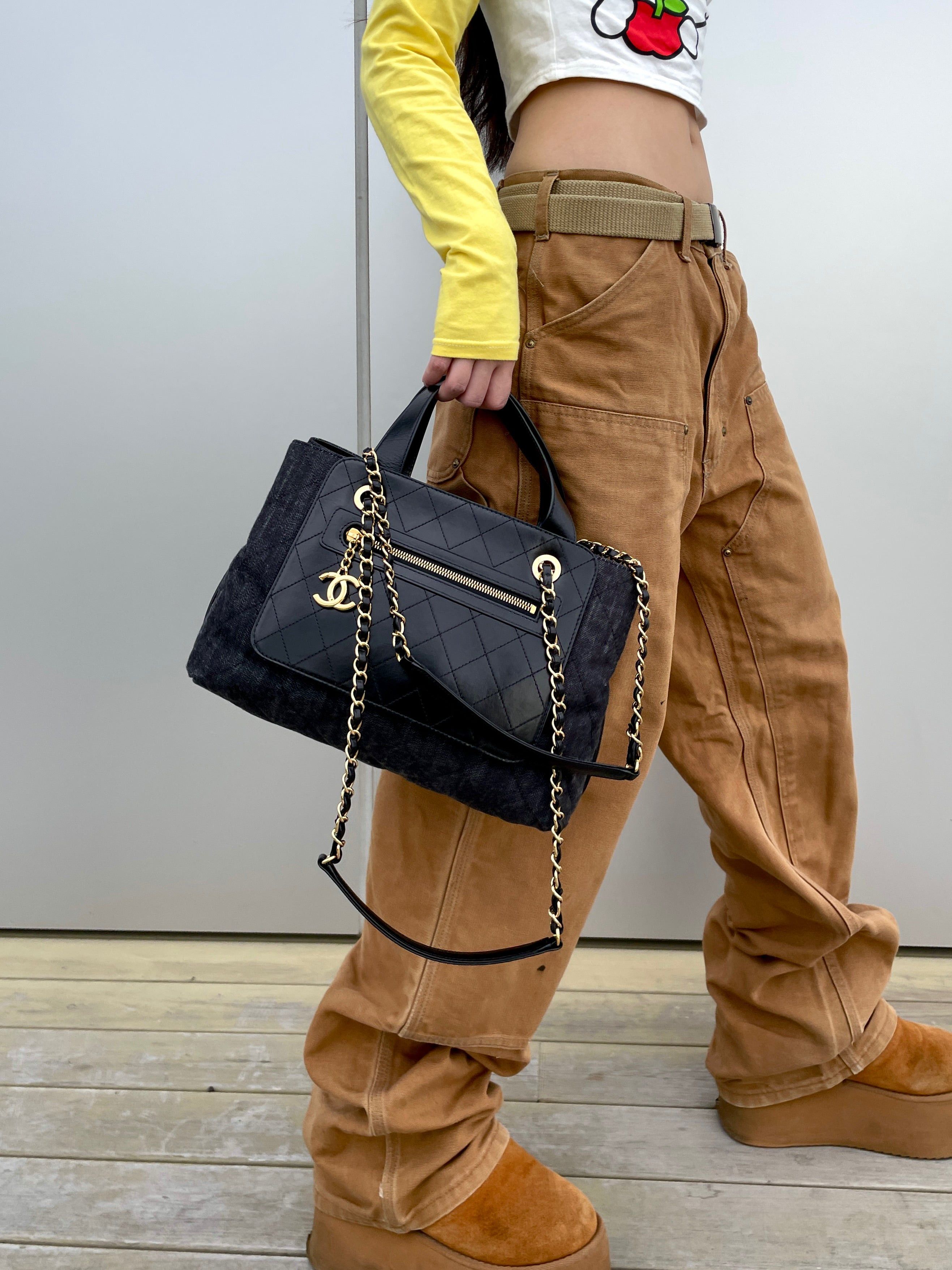 Chanel Chanel Matelassé Denim Cc Logo Pendant 2-Way Chain Shoulder Tote Bag Black &Amp; Gold Size ONE SIZE - 2 Thumbnail